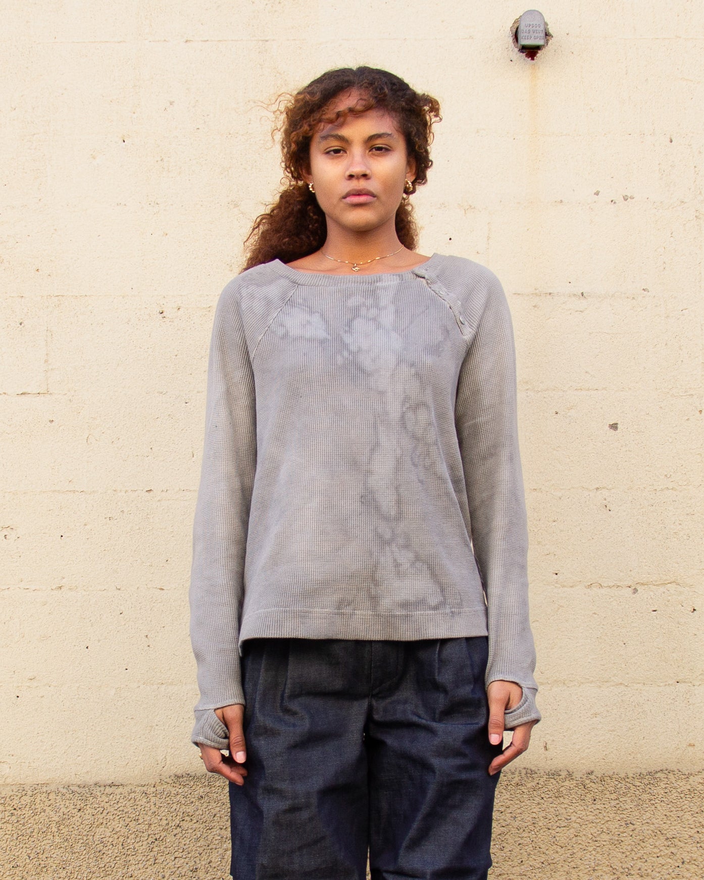 Raglan Henley – Soot