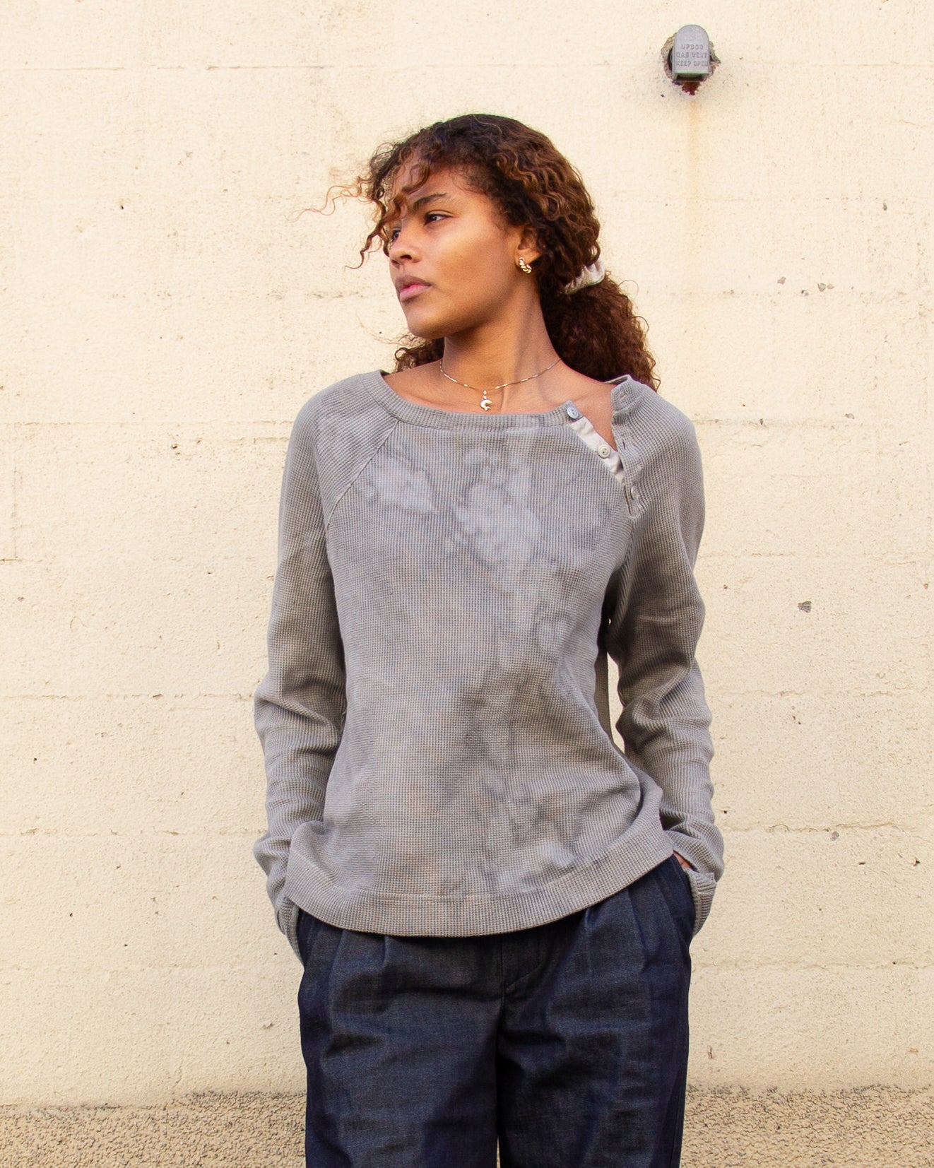 Raglan Henley – Soot