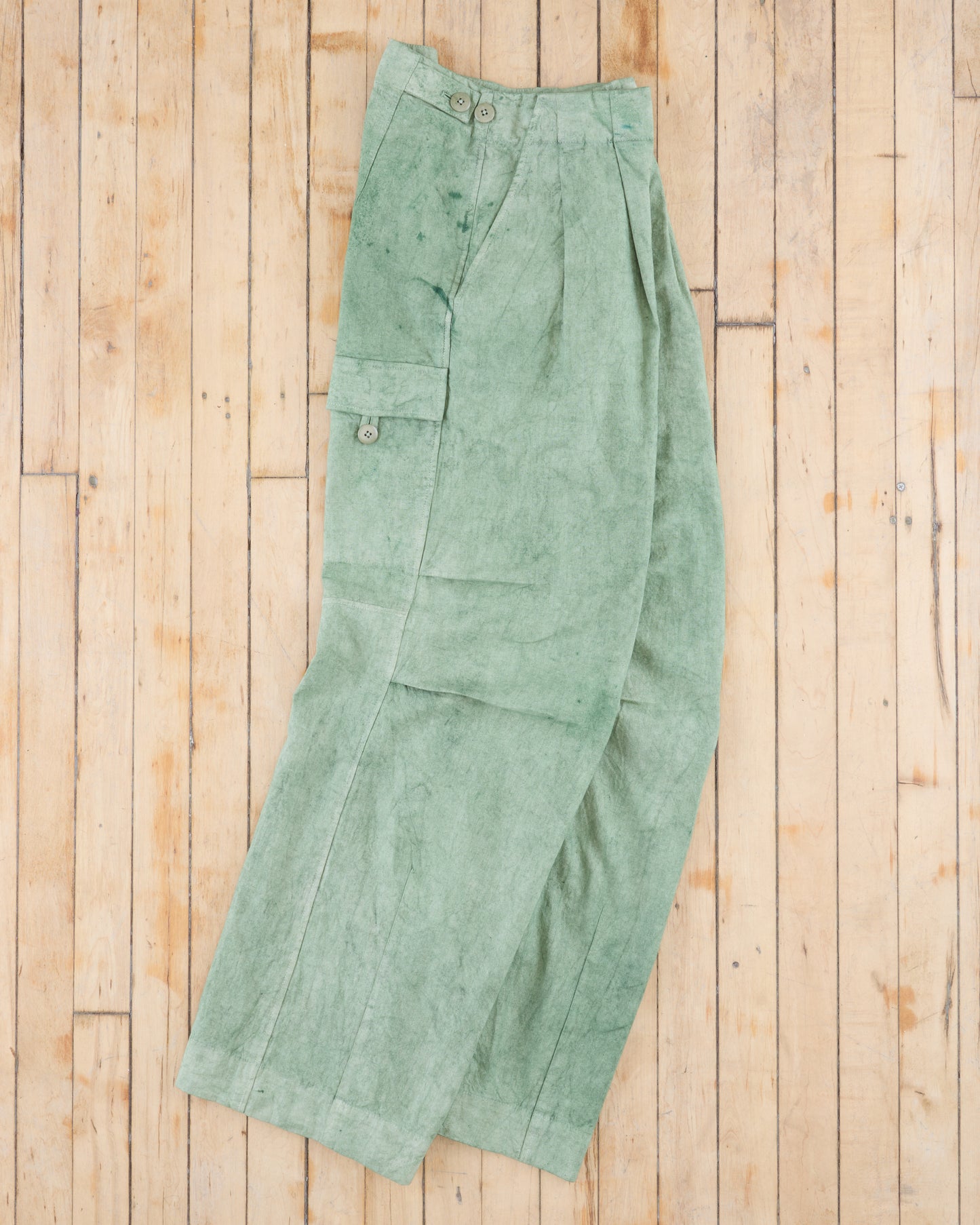 VOLUME TROUSER IN CHLOROPHYLLIN DYED LINEN