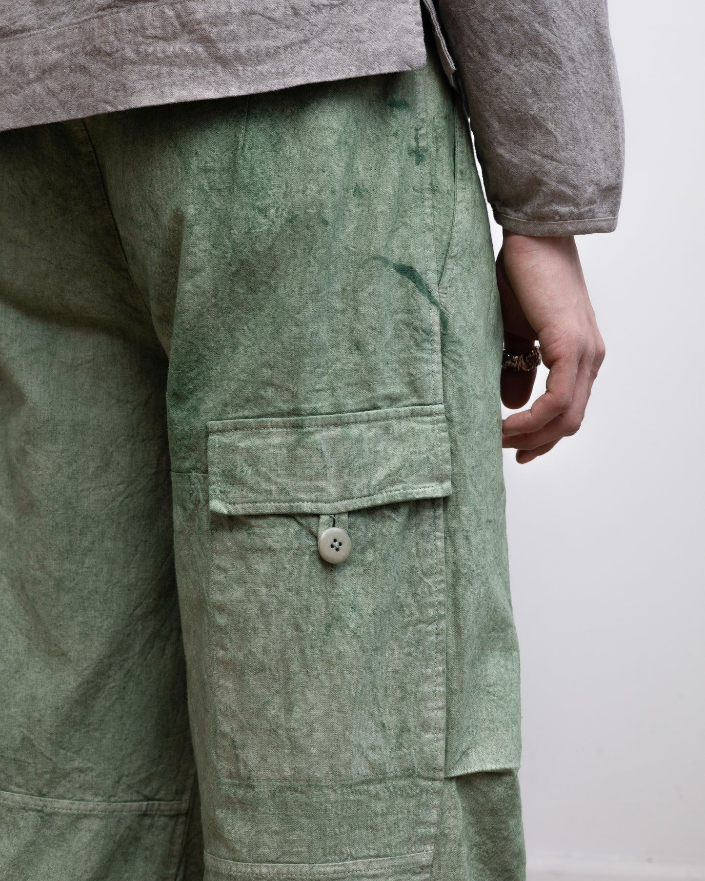 VOLUME TROUSER IN CHLOROPHYLLIN DYED LINEN