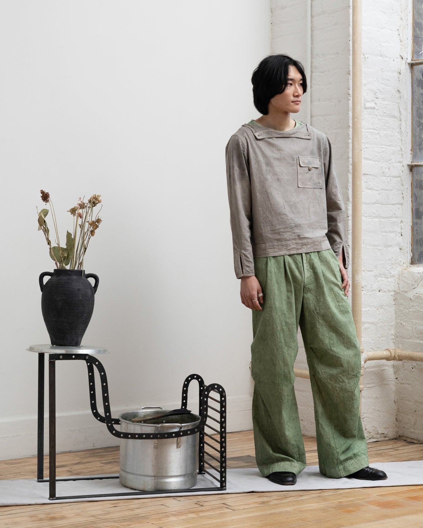 VOLUME TROUSER IN CHLOROPHYLLIN DYED LINEN