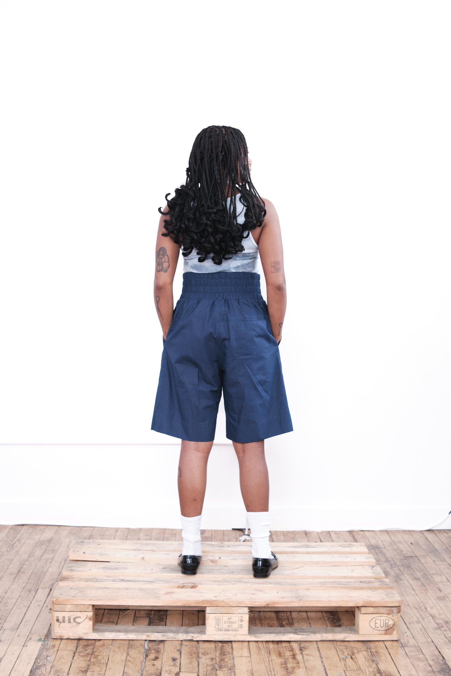 Wife Pleaser – Indigo