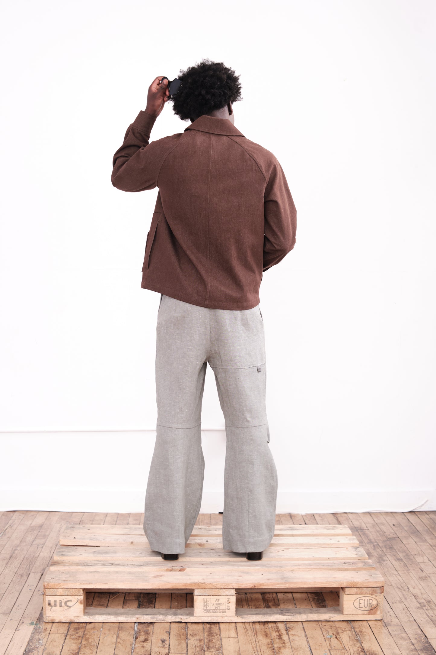 Raglan Jacket – Brown