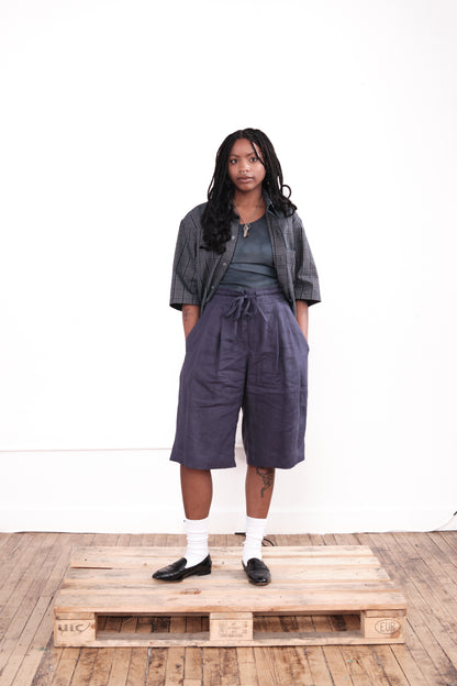 Pleated Shorts – Navy Hemp