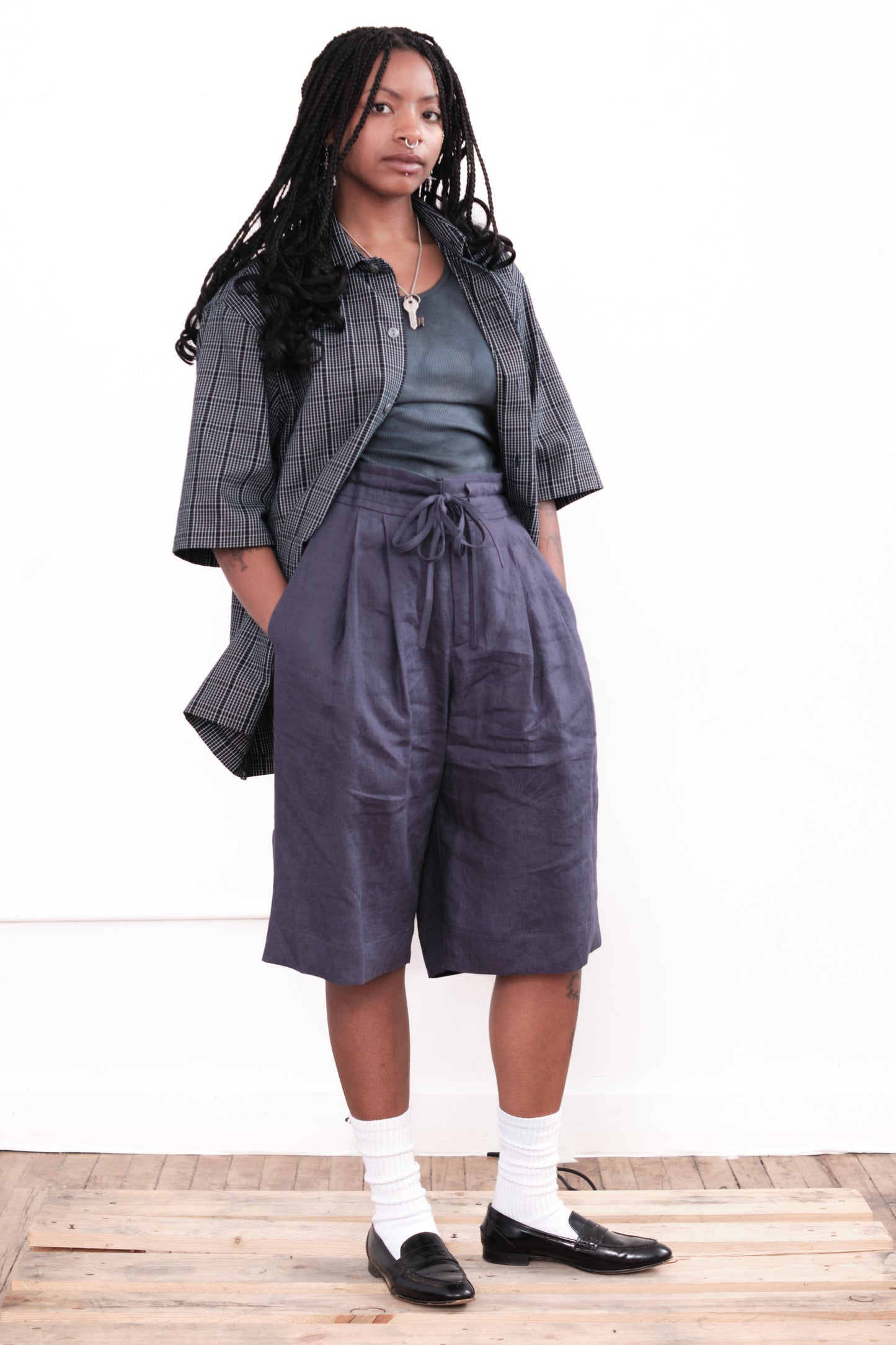 Pleated Shorts – Navy Hemp